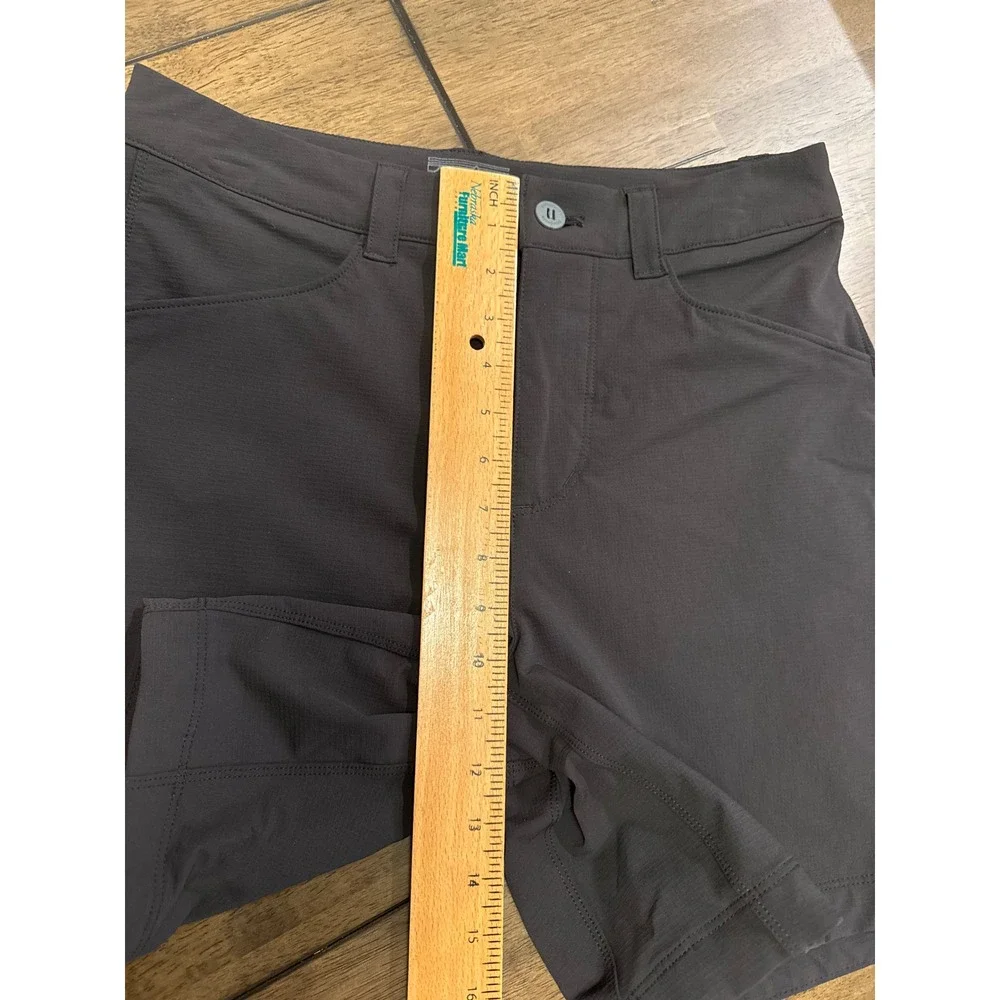 Patagonia Quandary Hiking Short Women 10 Grey Stretch Technical Outdoor 8 Inseam